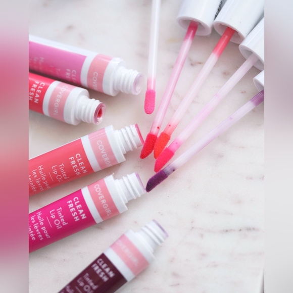 NWT COVERGIRL CLEAN FRESH TINTED LIP OIL N°140 SWIPE RIPE! BUY 2 FOR $10! - Picture 10 of 15